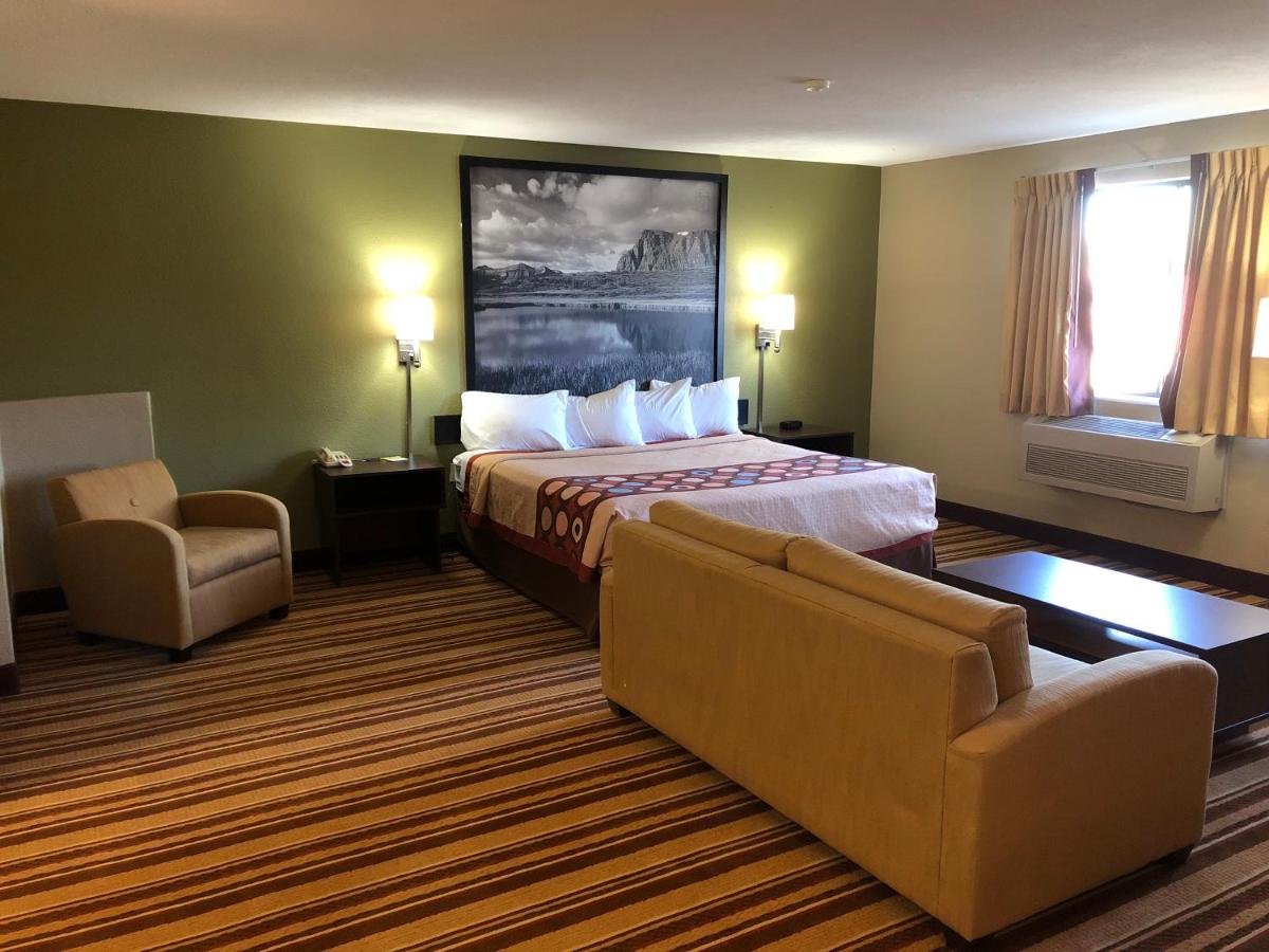  | Super 8 by Wyndham S Jordan/Sandy/Slc Area