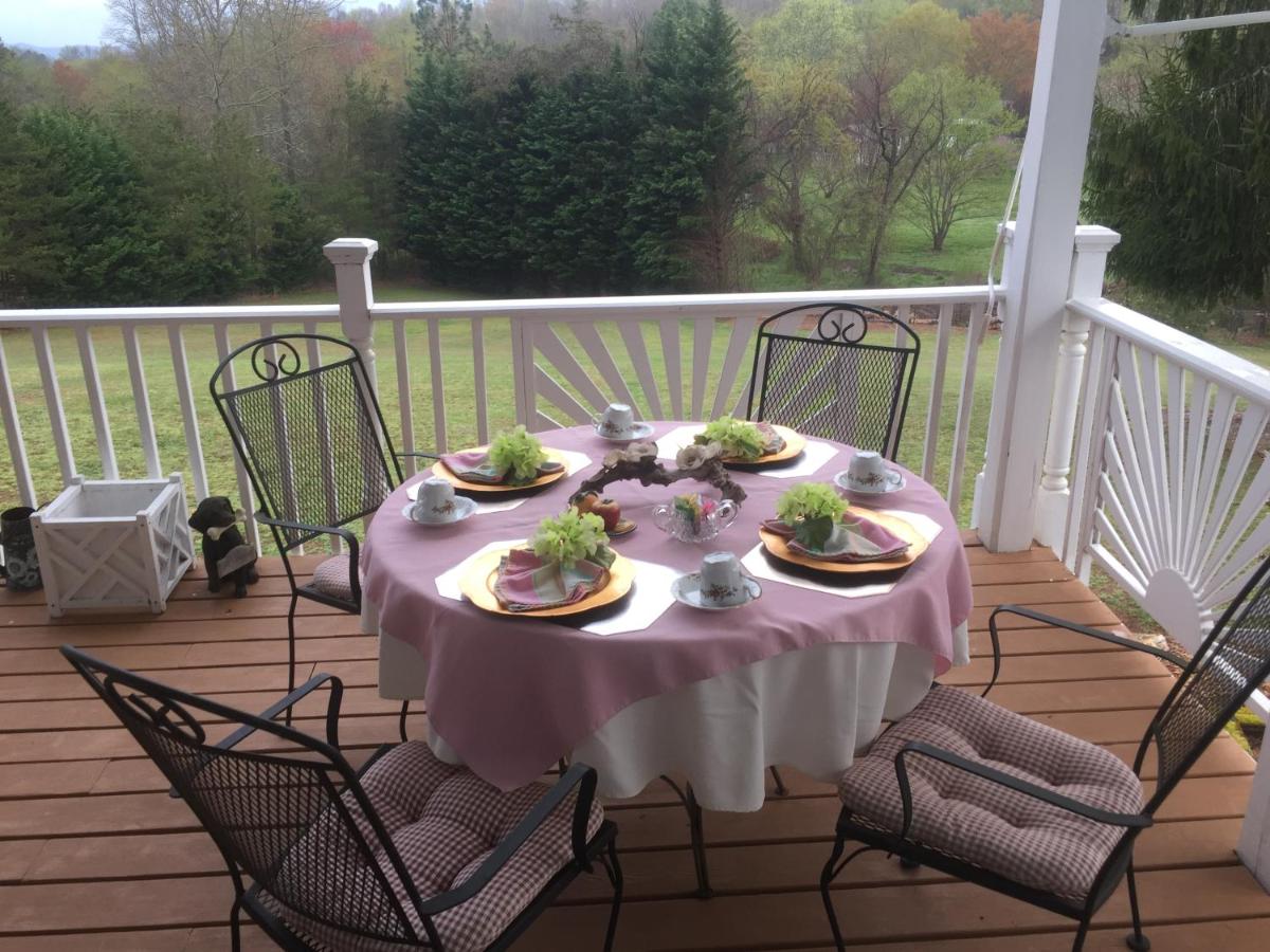 | Hidden Valley B&B