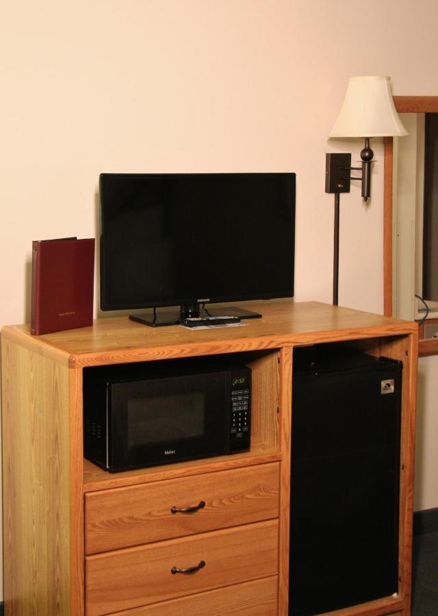 | Homestead Inn and Suites