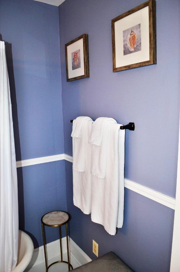| John Henry Bed & Breakfast