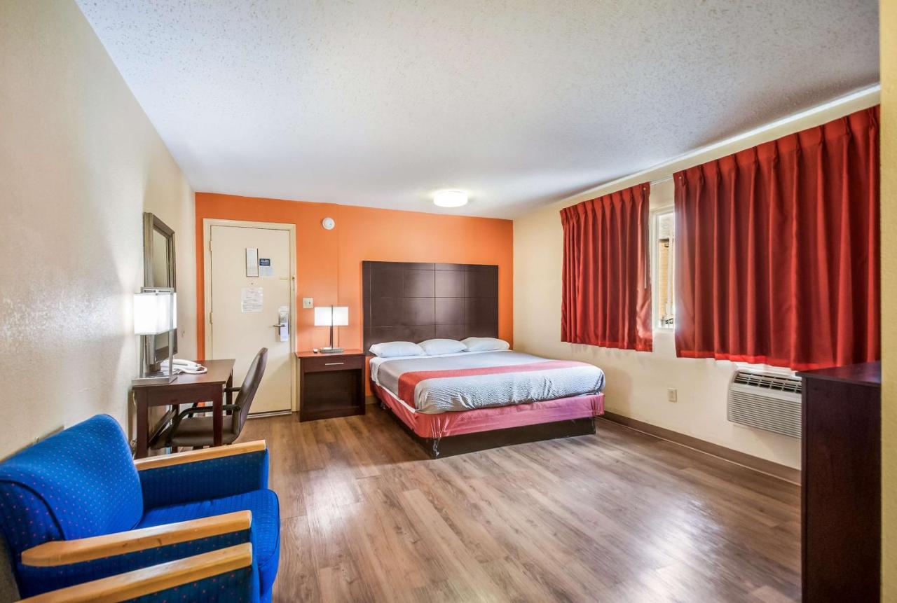  | Motel 6-Washington, DC - Convention Center