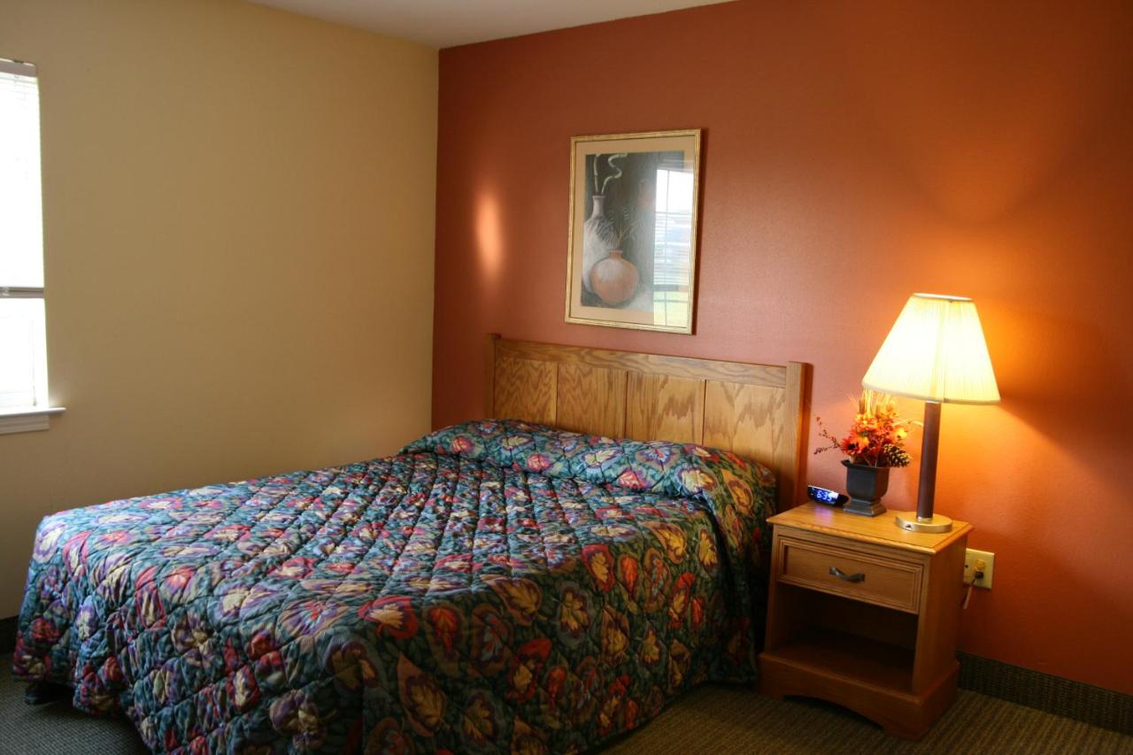 One-Bedroom Suite at Affordable Suites Rocky Mount
