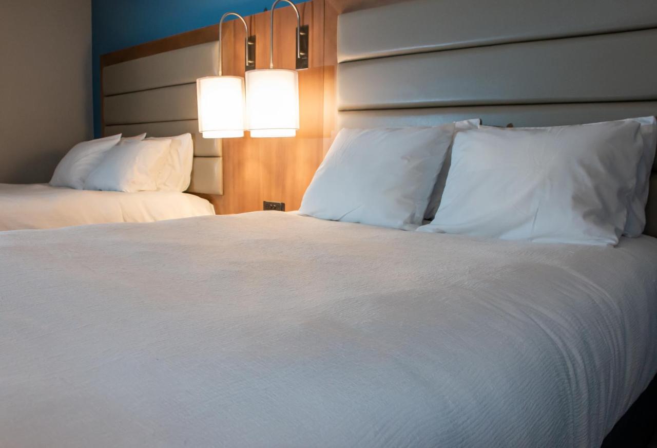 Queen Room with Two Queen Beds - Non-Smoking at Radisson Hotel and Conference Center Fond du Lac