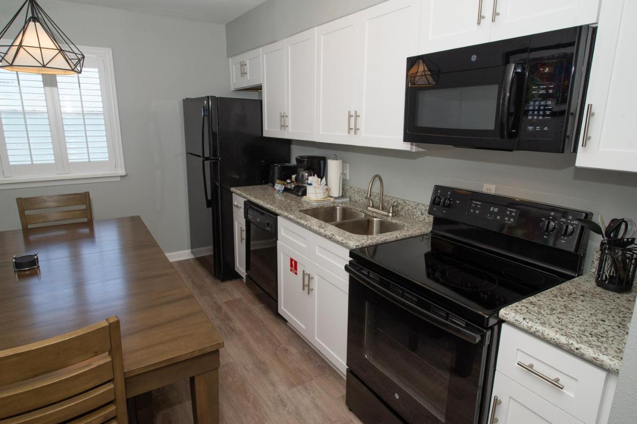 Efficiency Queen Suite - Accessible/Non-Smoking at Frenchmen Orleans at 519, Ascend Hotel Collection
