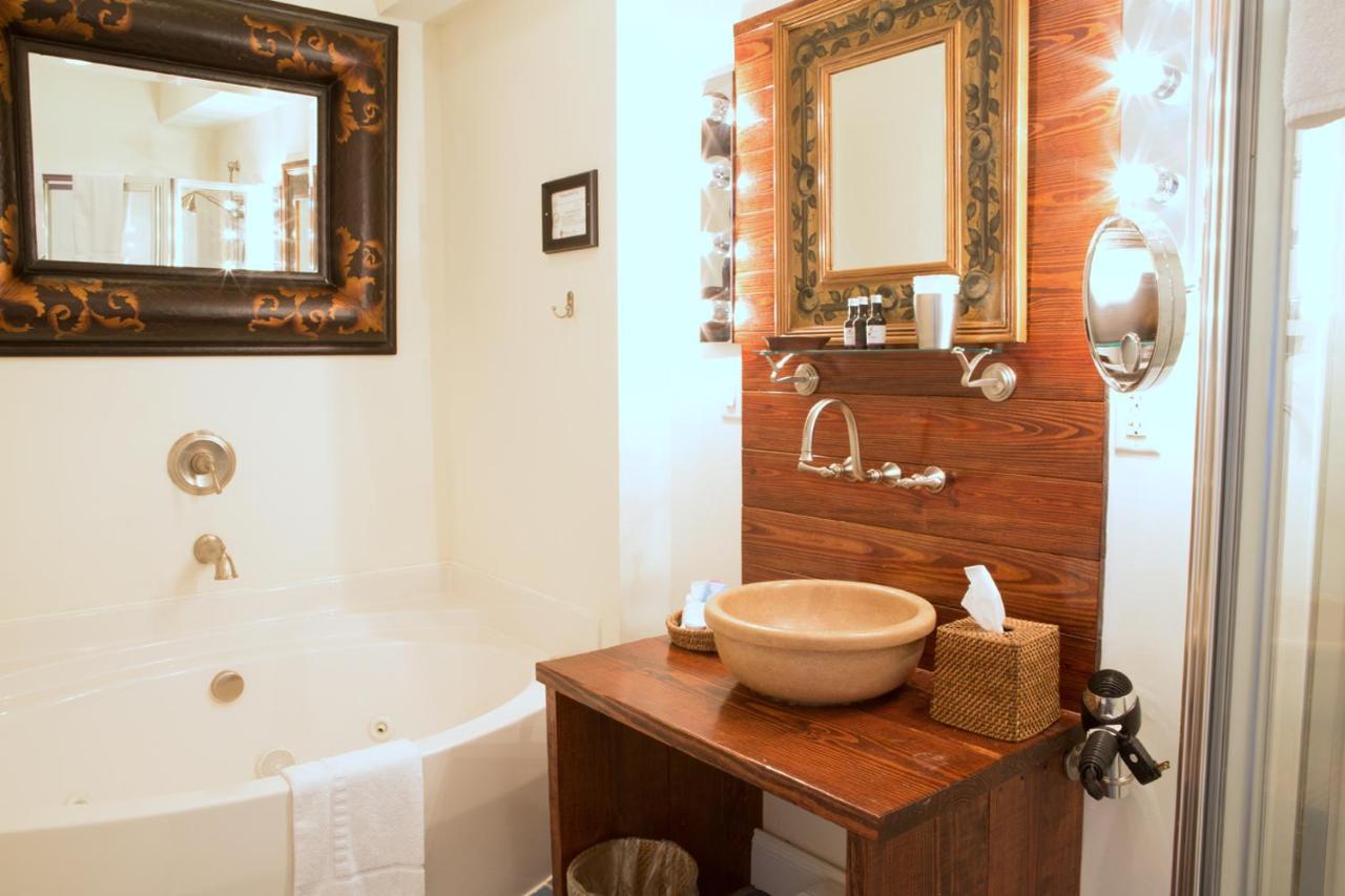Venetian at Wedmore Place