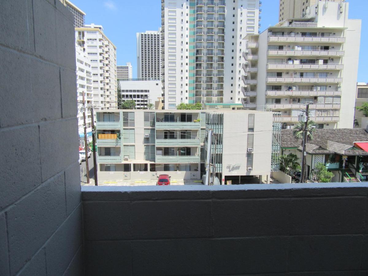| Waikiki Central Hotel - No Resort Fees