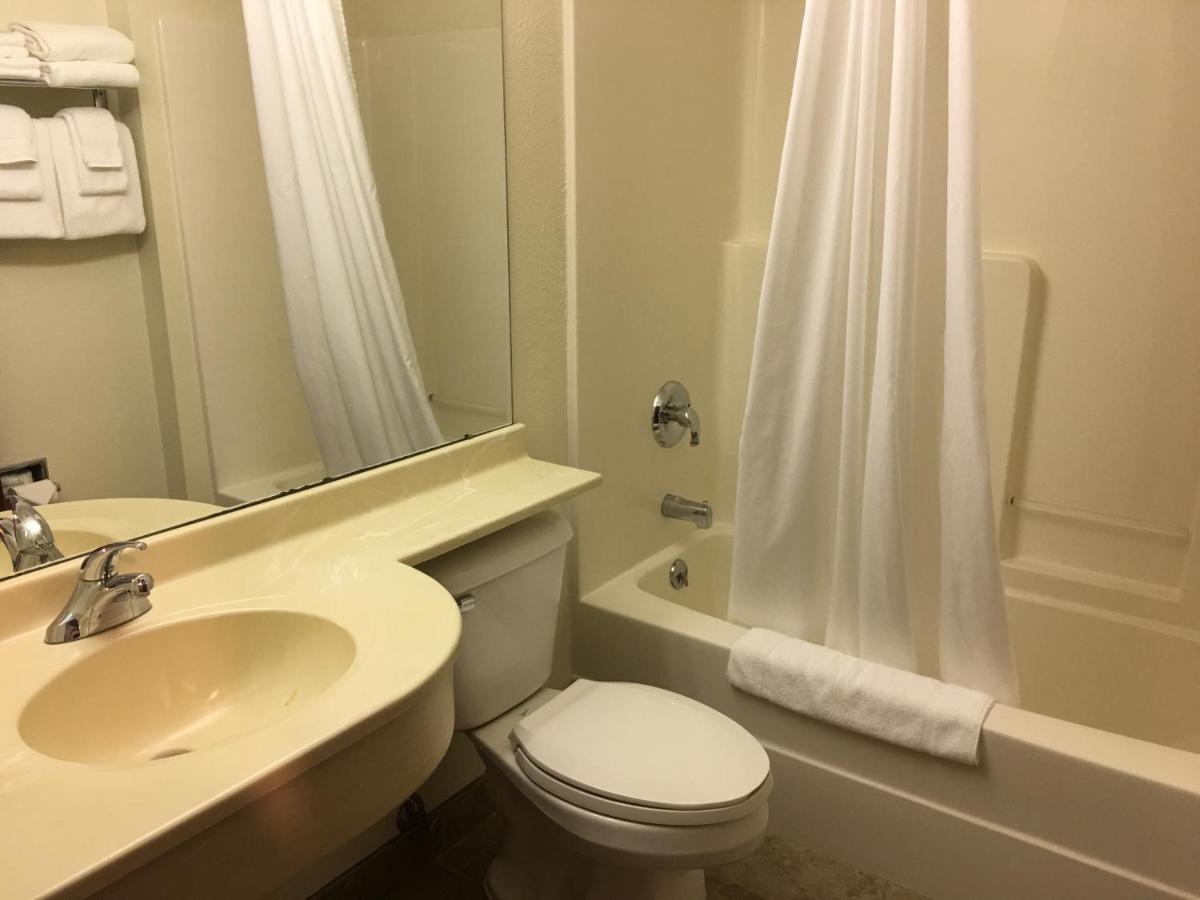 Queen Studio - Non-Smoking at Microtel Inn & Suites by Wyndham Rice Lake