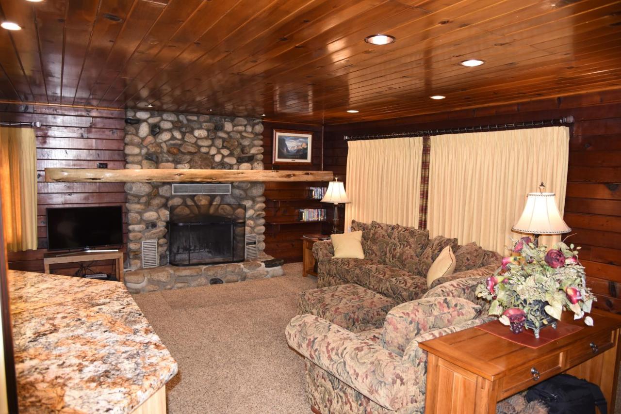| 52 Tuolumne Meadow