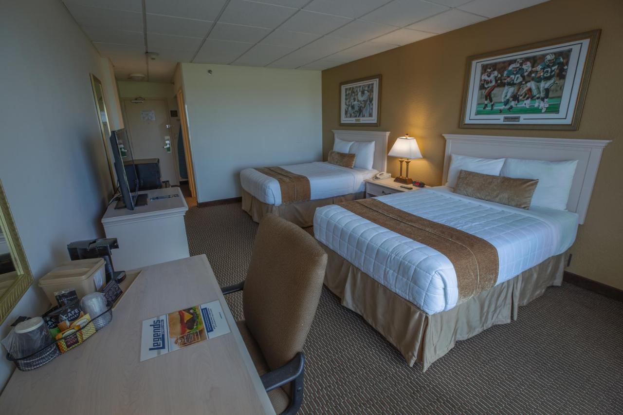 | Stadium Hotel