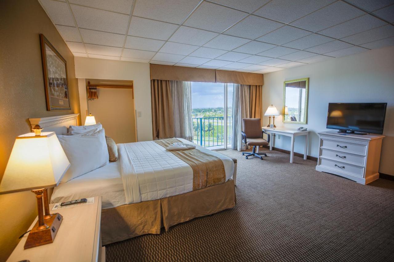 | Stadium Hotel