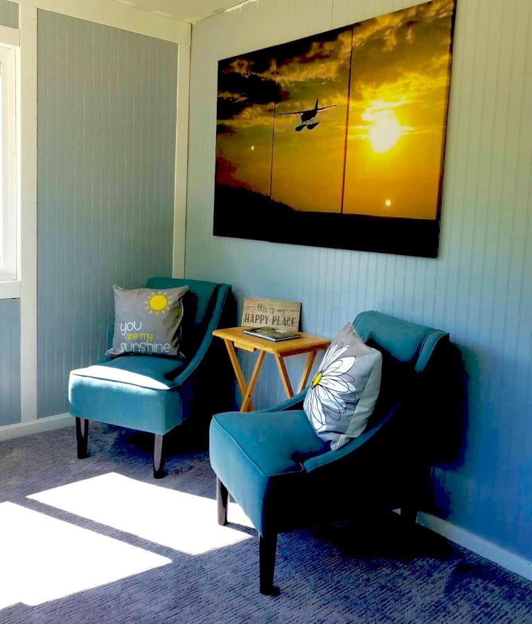 | Sunshine Cottage