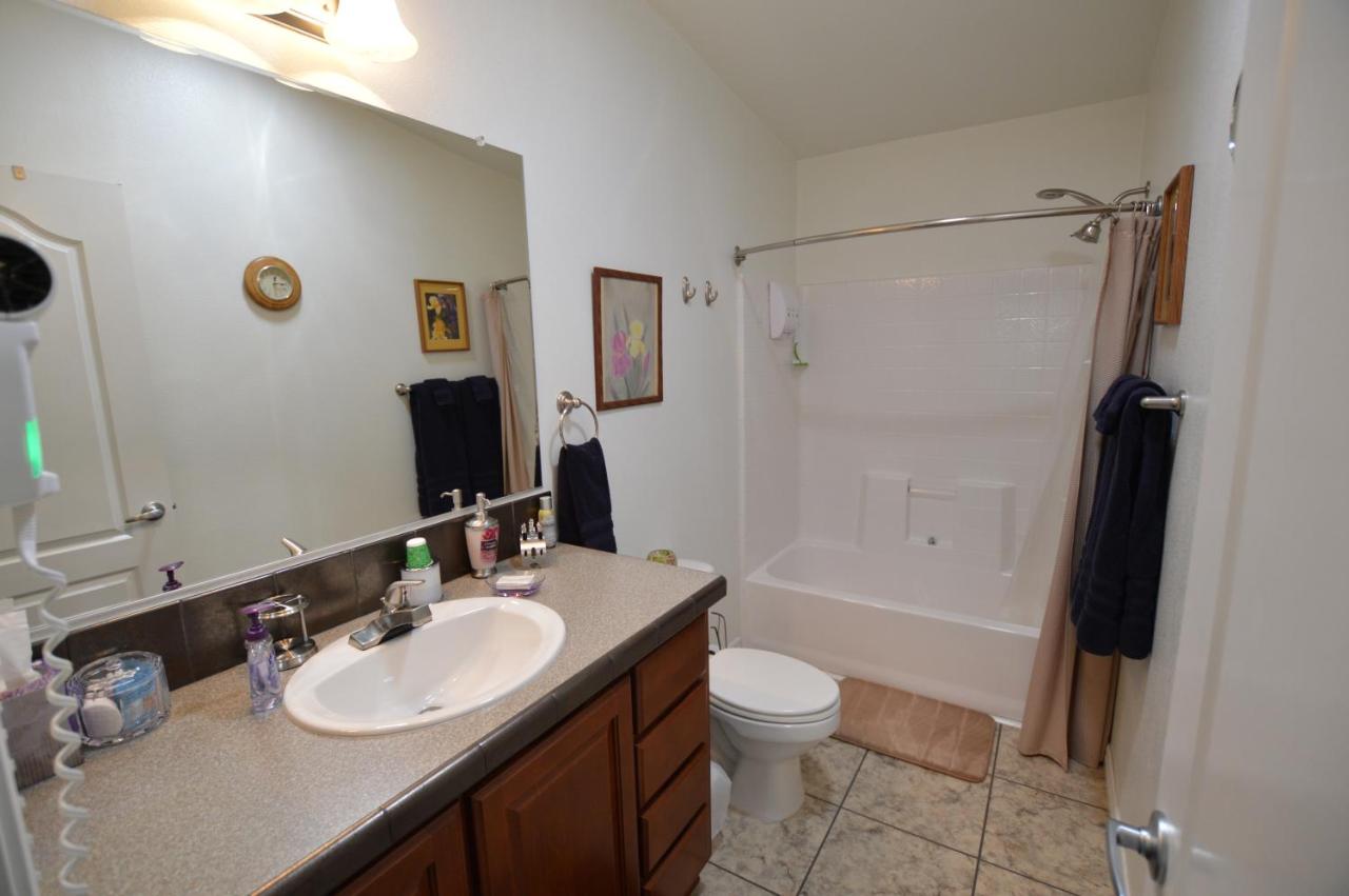  | The Bear's Den B&B