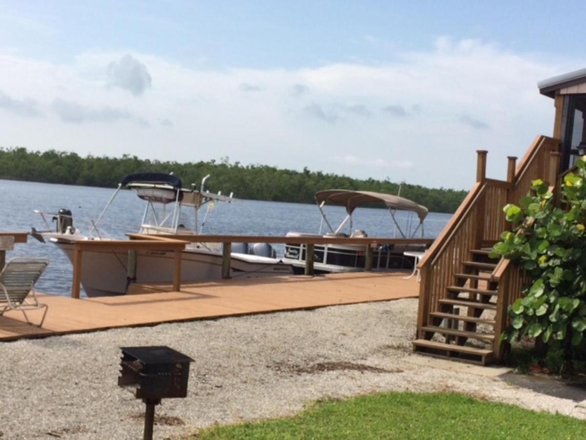 | River Wilderness Waterfront Cabins