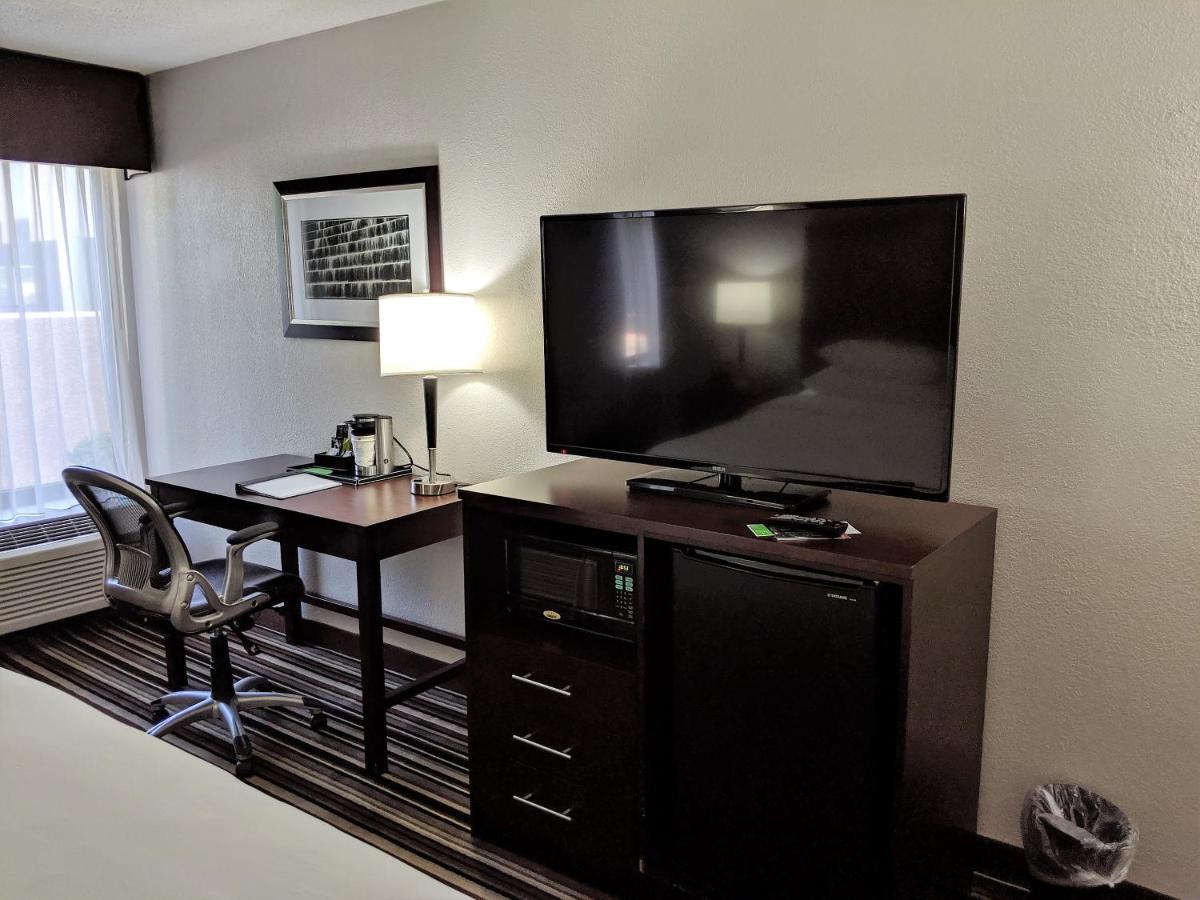 Double Room - Non-Smoking at Wyndham Garden Charlotte Airport Southeast