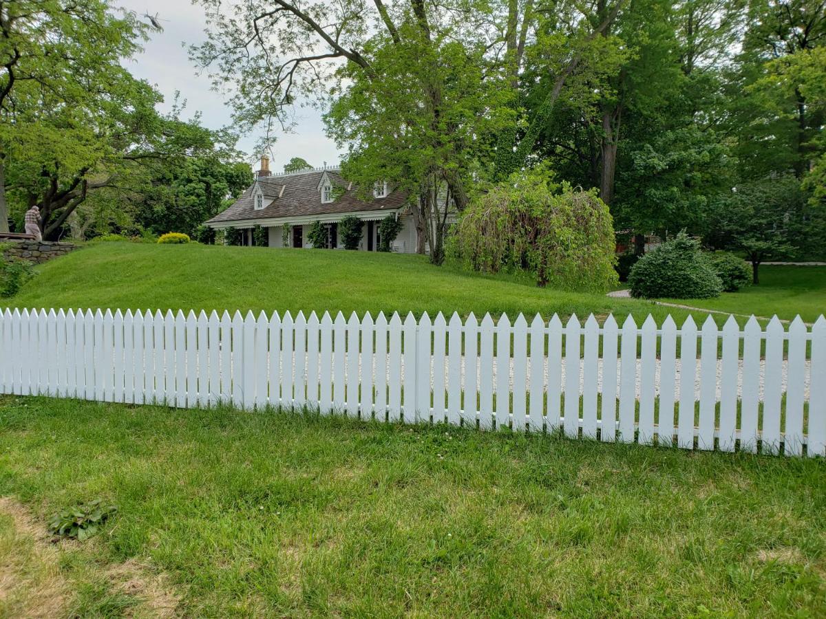  | Harbor House Bed and Breakfast