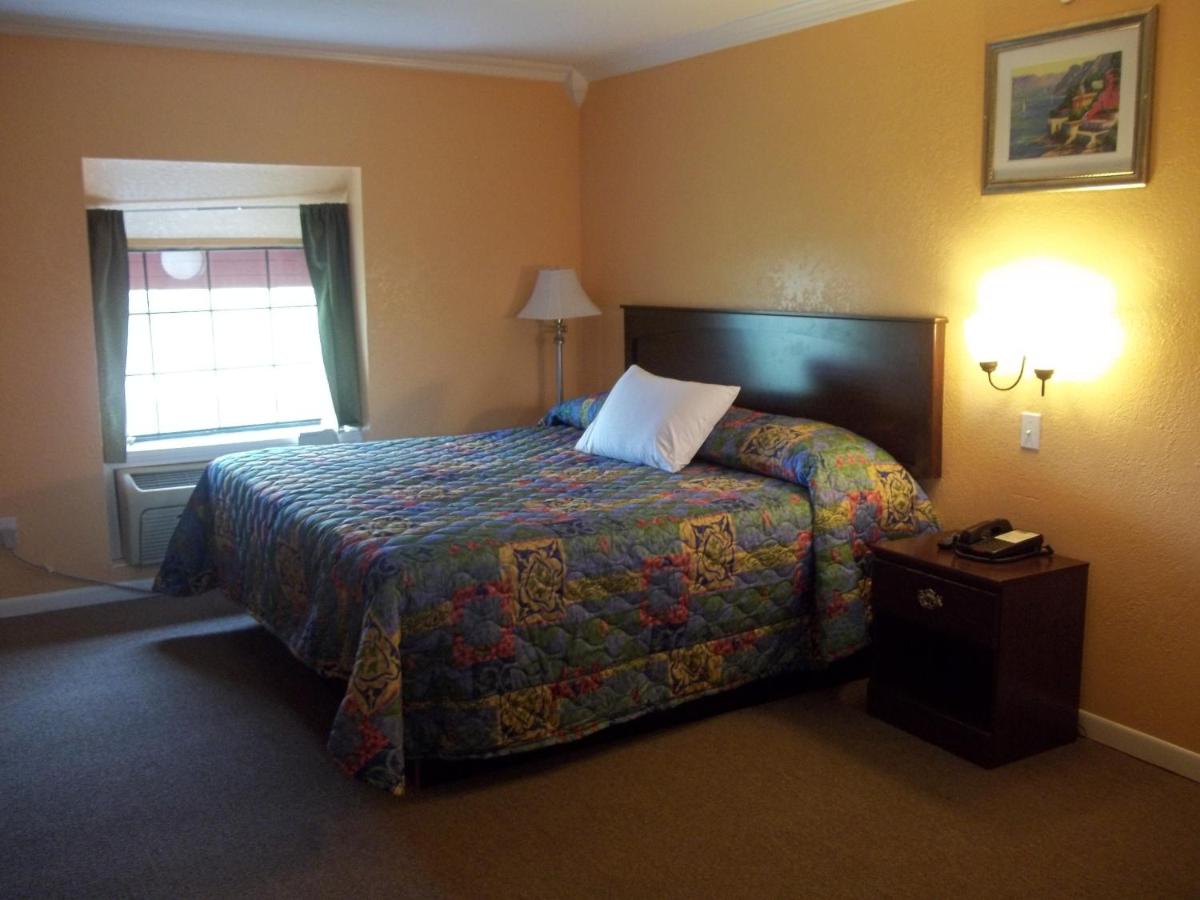 | Scottish Inns Galveston