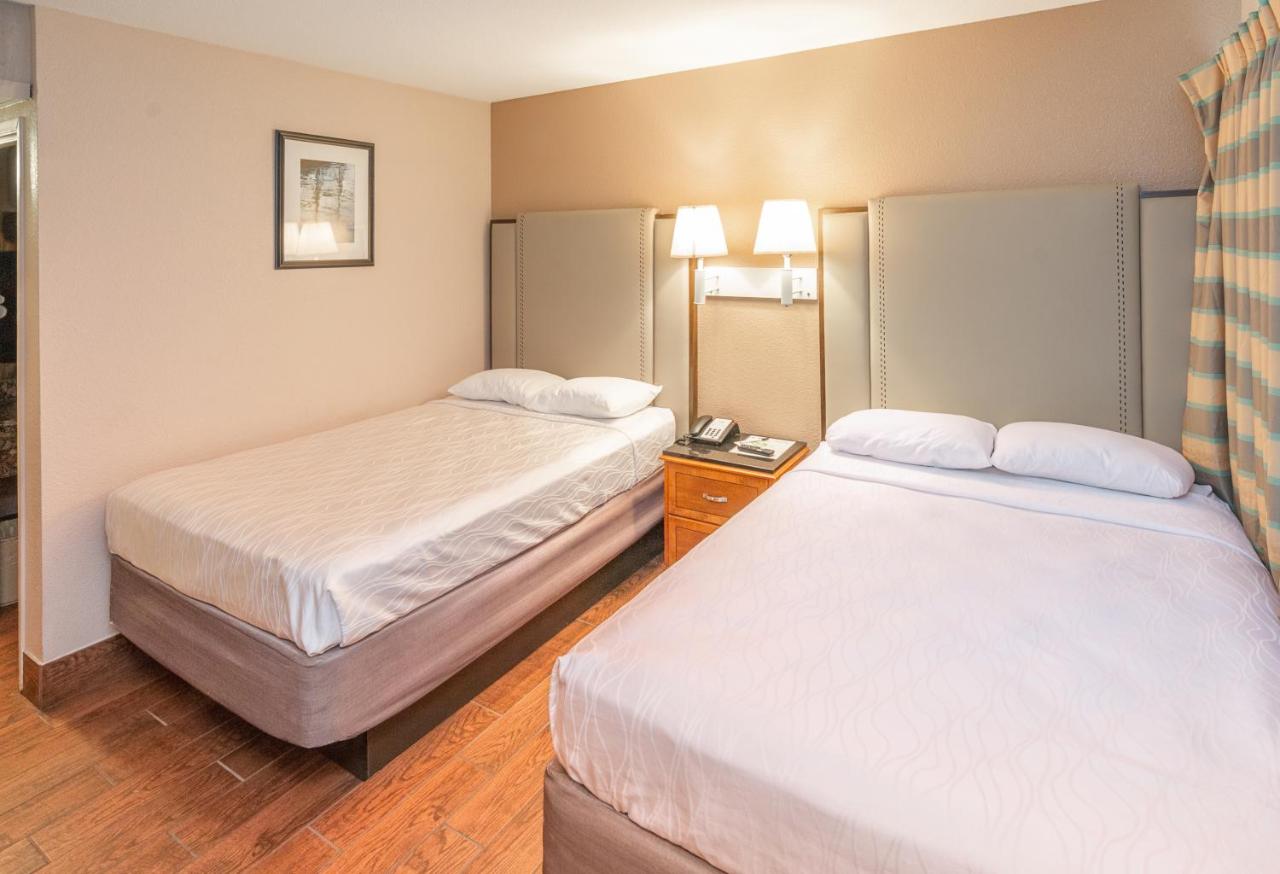 Full Size Two Beds Non-smoking at Budgetel Inn & Suites