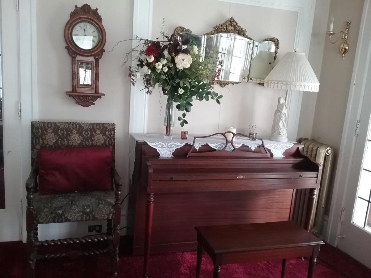  | Hanover House Bed and Breakfast