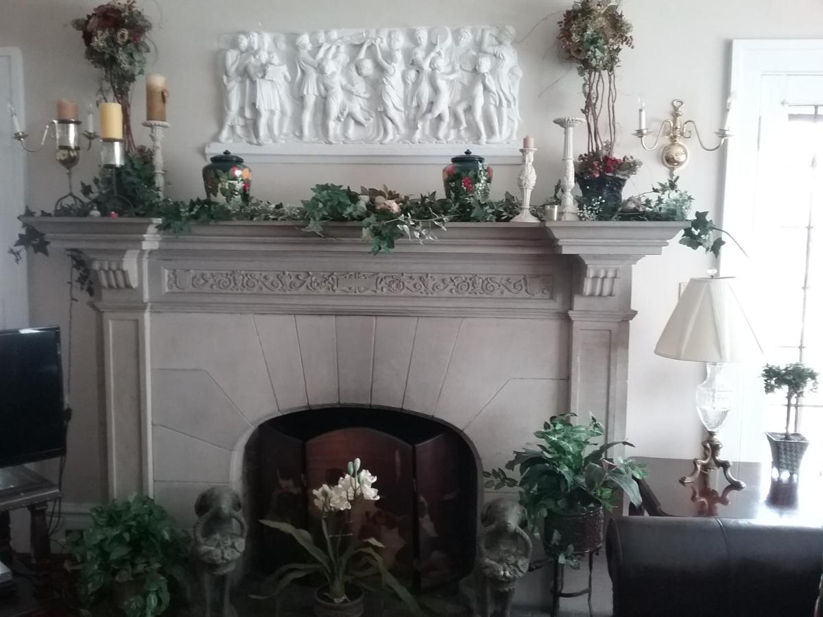 | Hanover House Bed and Breakfast