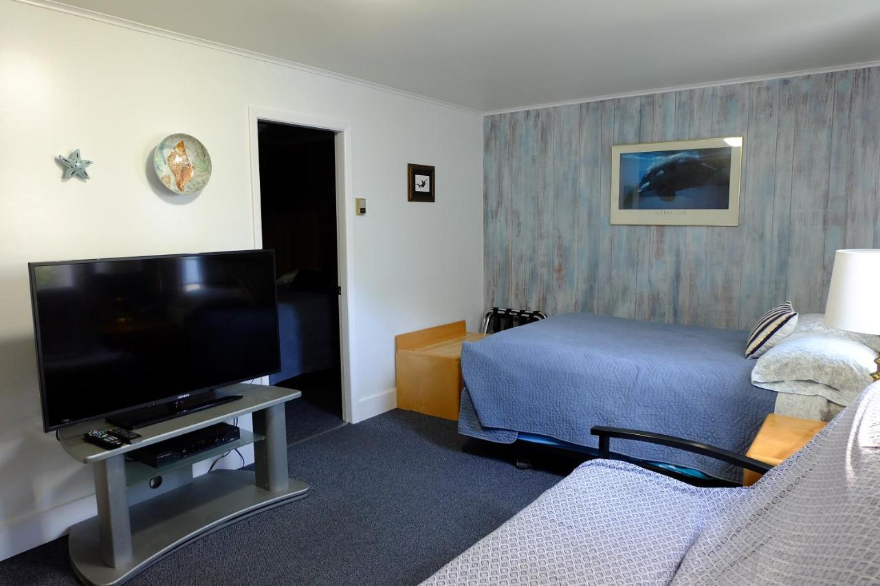 | The Tides Inn