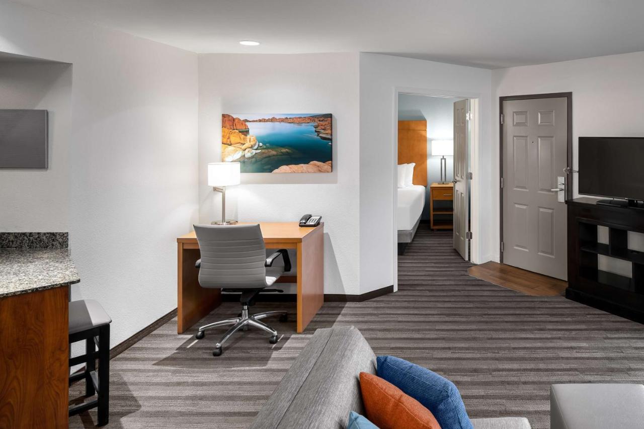One-Bedroom Suite at HYATT house Scottsdale/Old Town