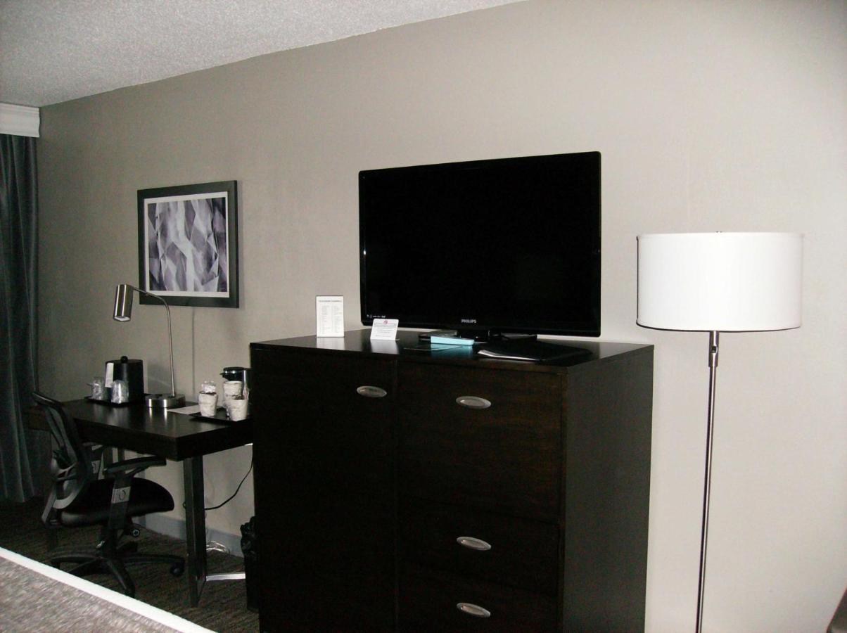 | Best Western Plus Bradford Inn