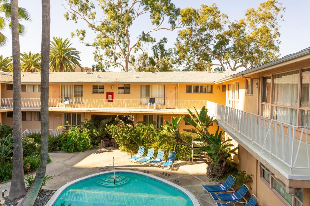 | Cal Mar Hotel Suites