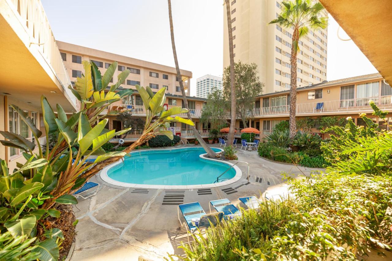 | Cal Mar Hotel Suites