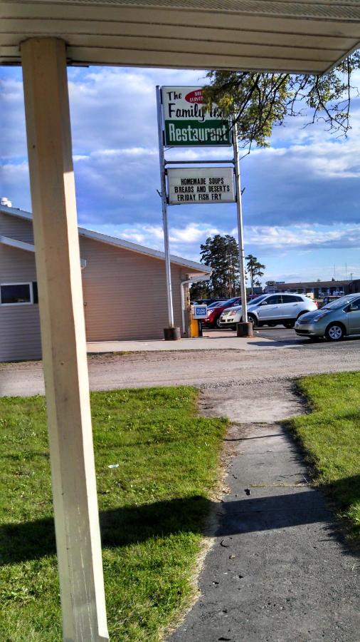 | Sunset Lodge Escanaba
