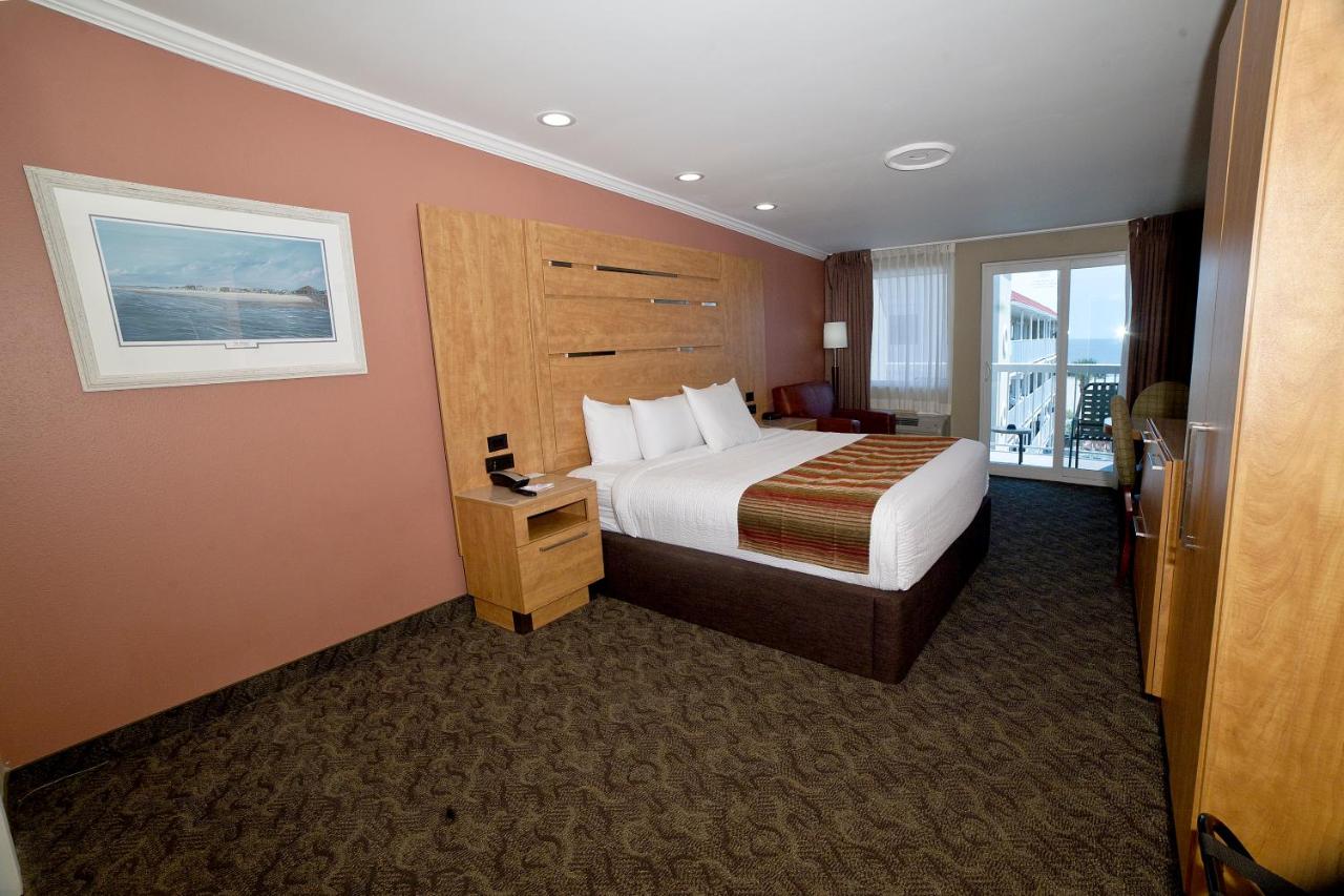 King Room with View at DeSoto Beach Hotel
