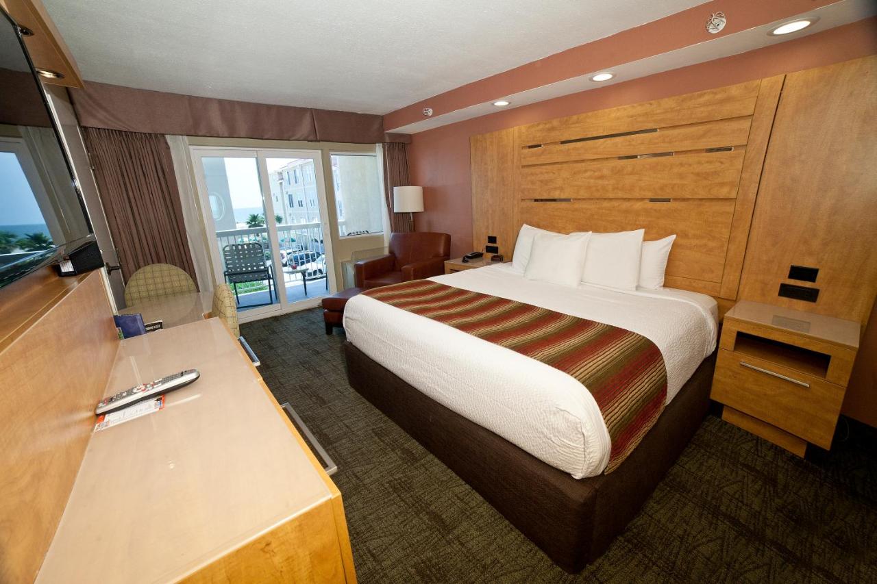 King Room with View at DeSoto Beach Hotel