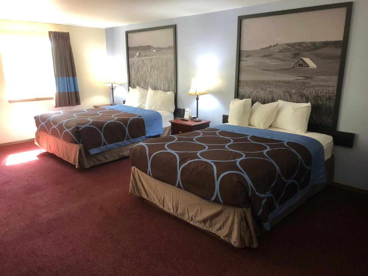 Queen Suite with Two Queen Beds - Non-Smoking at Super 8 by Wyndham Lewiston
