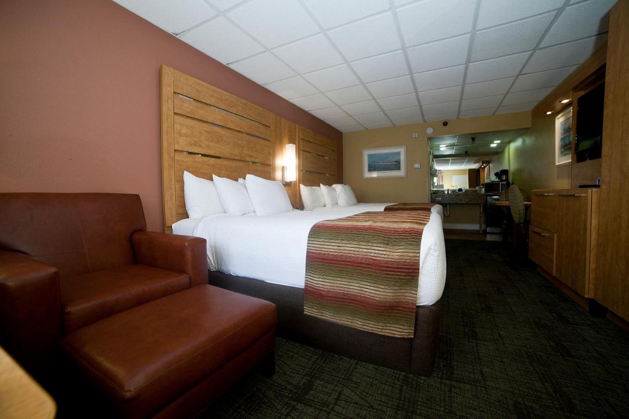 Queen Room with Two Queen Beds at DeSoto Beach Hotel