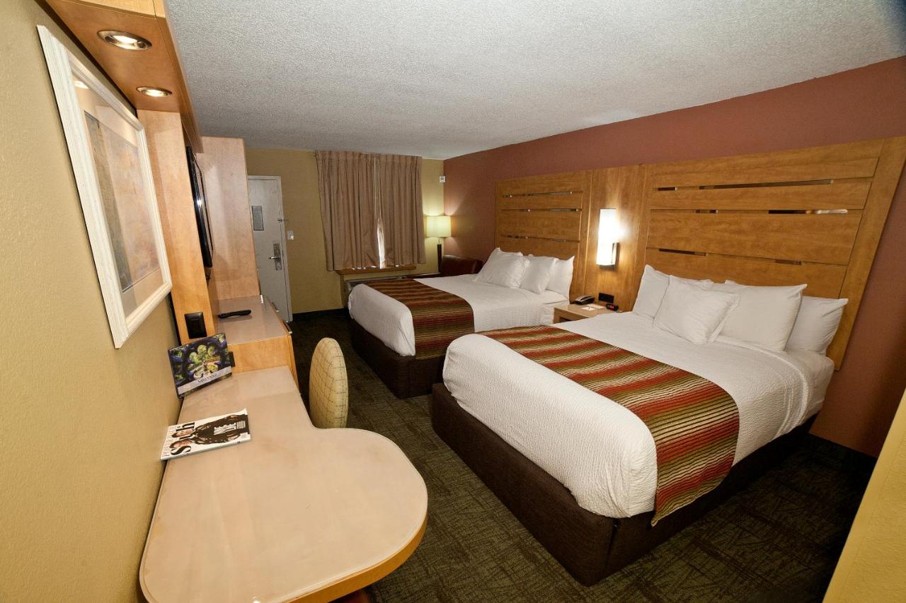Queen Room with Two Queen Beds at DeSoto Beach Hotel