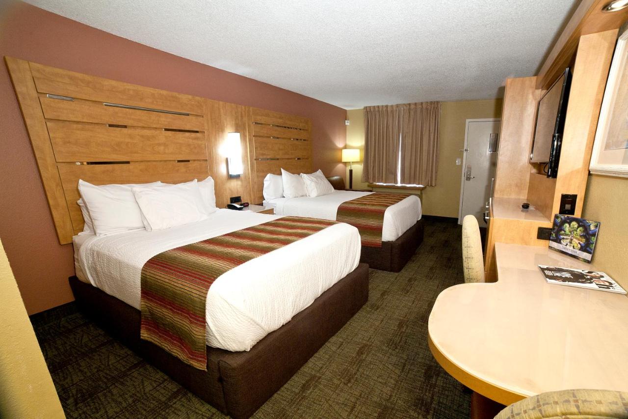 Queen Room with Two Queen Beds at DeSoto Beach Hotel