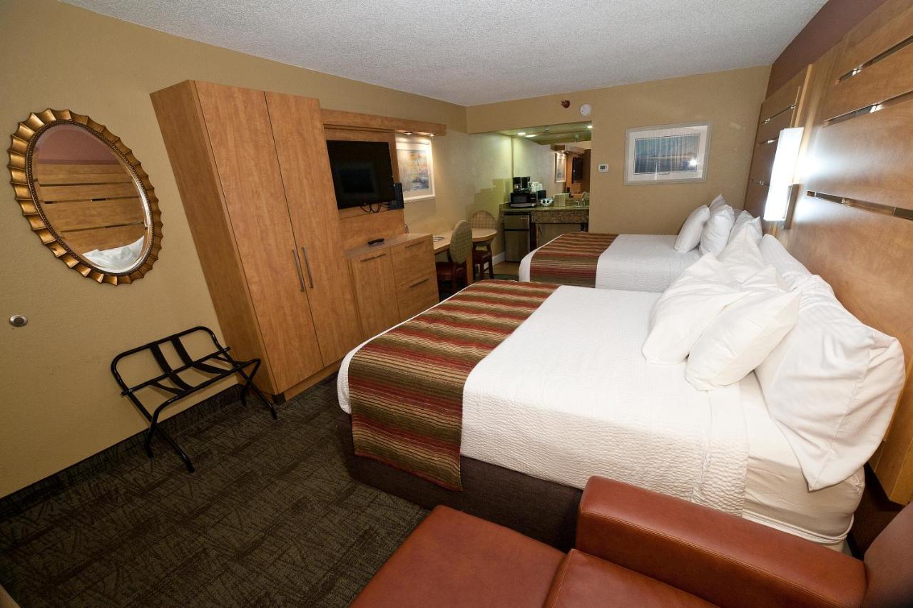 Queen Room with Two Queen Beds at DeSoto Beach Hotel