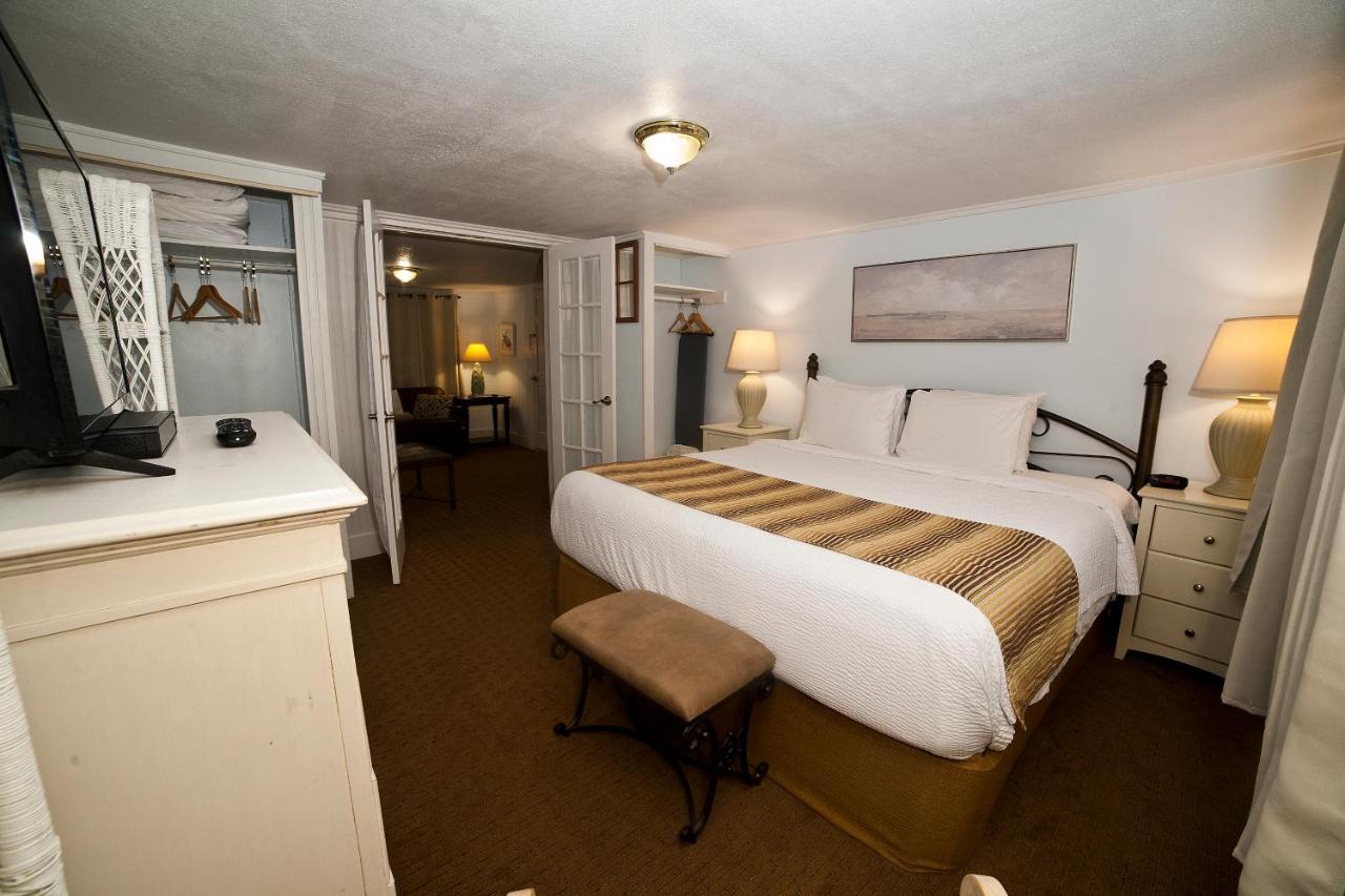 | Georgianne Inn & Suites