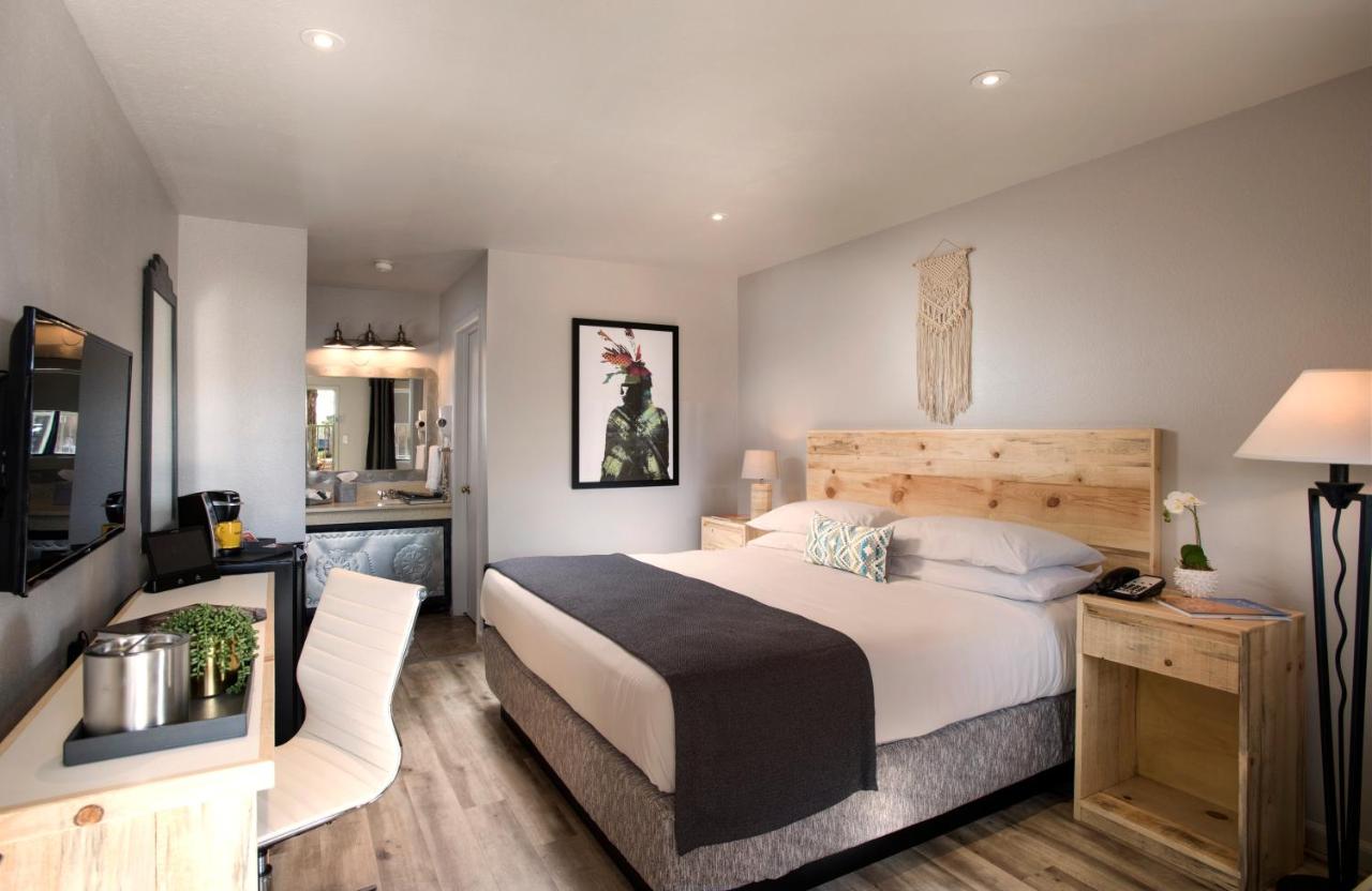 King Room at The Sage Hotel