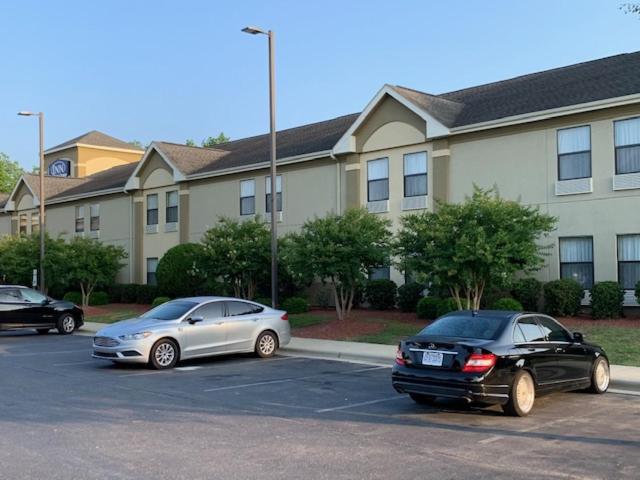 | Inn at Clinton