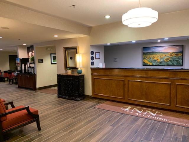 | Inn at Clinton