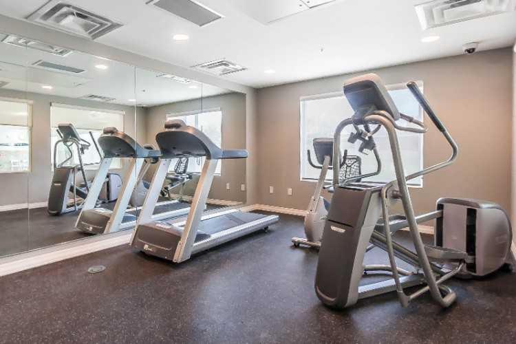 | Lakes Inn at Dunvilla