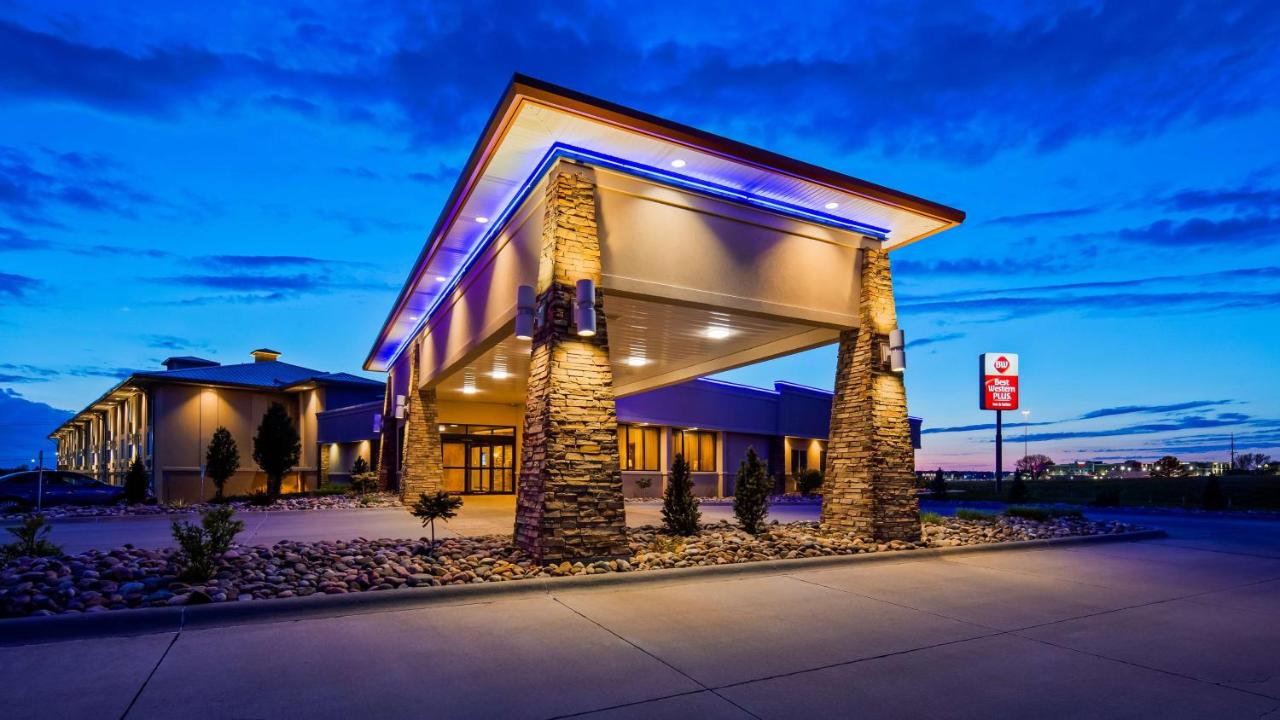 | Best Western Plus Mid Nebraska Inn & Suites