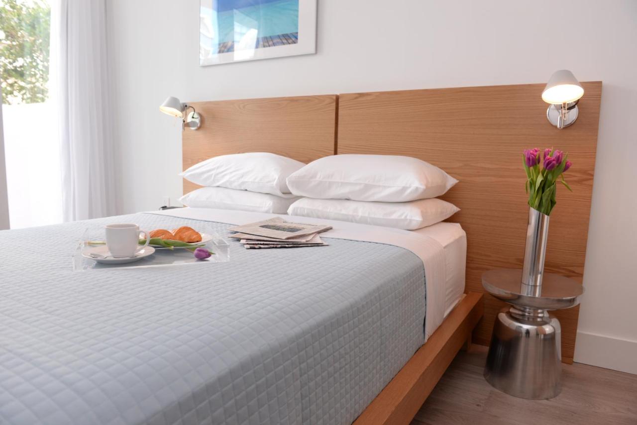Terrace One Bedroom Corner Suite with Extra Large Balcony at 6080 Design Hotel by Eskape Collection