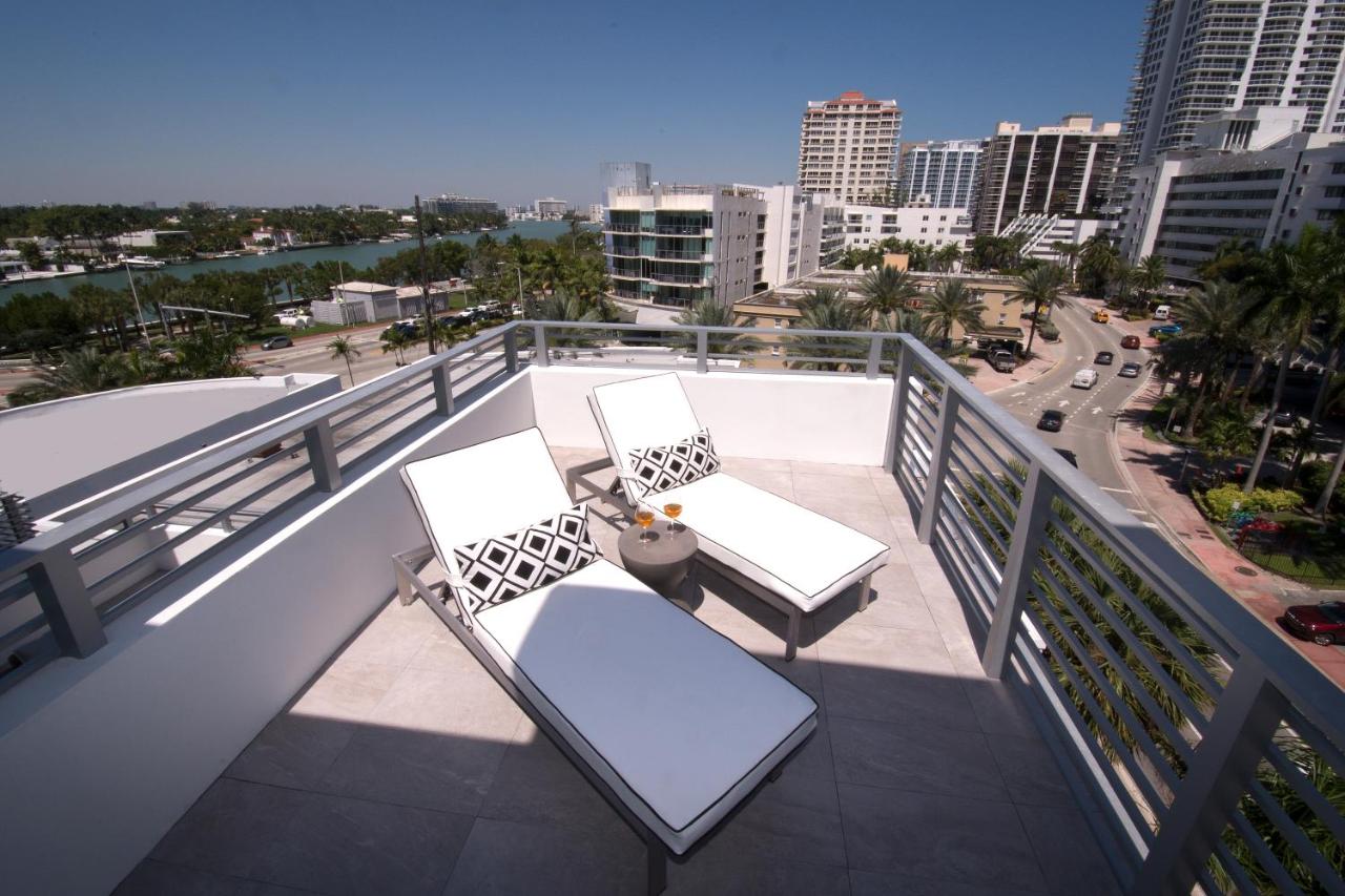 Penthouse Corner One-Bedroom Suite with Terrace at 6080 Design Hotel by Eskape Collection
