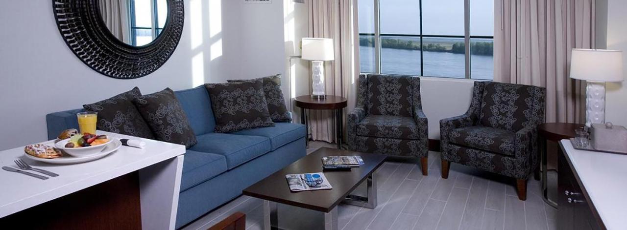 | Bally's Evansville Casino & Hotel
