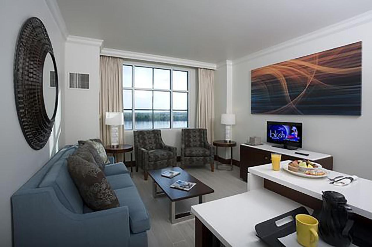 | Bally's Evansville Casino & Hotel