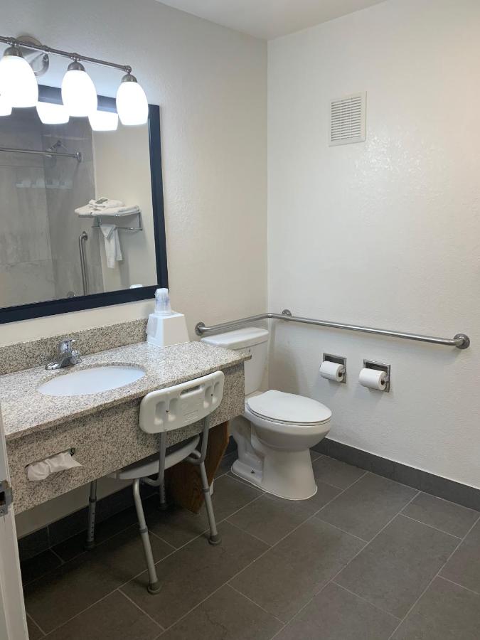 | Best Western Desert Oasis