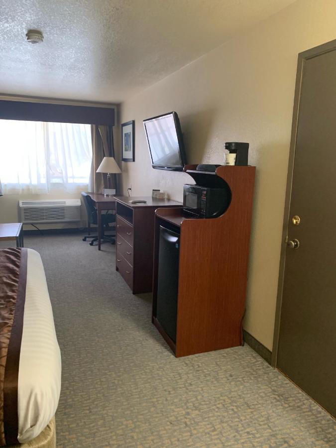 | Best Western Desert Oasis
