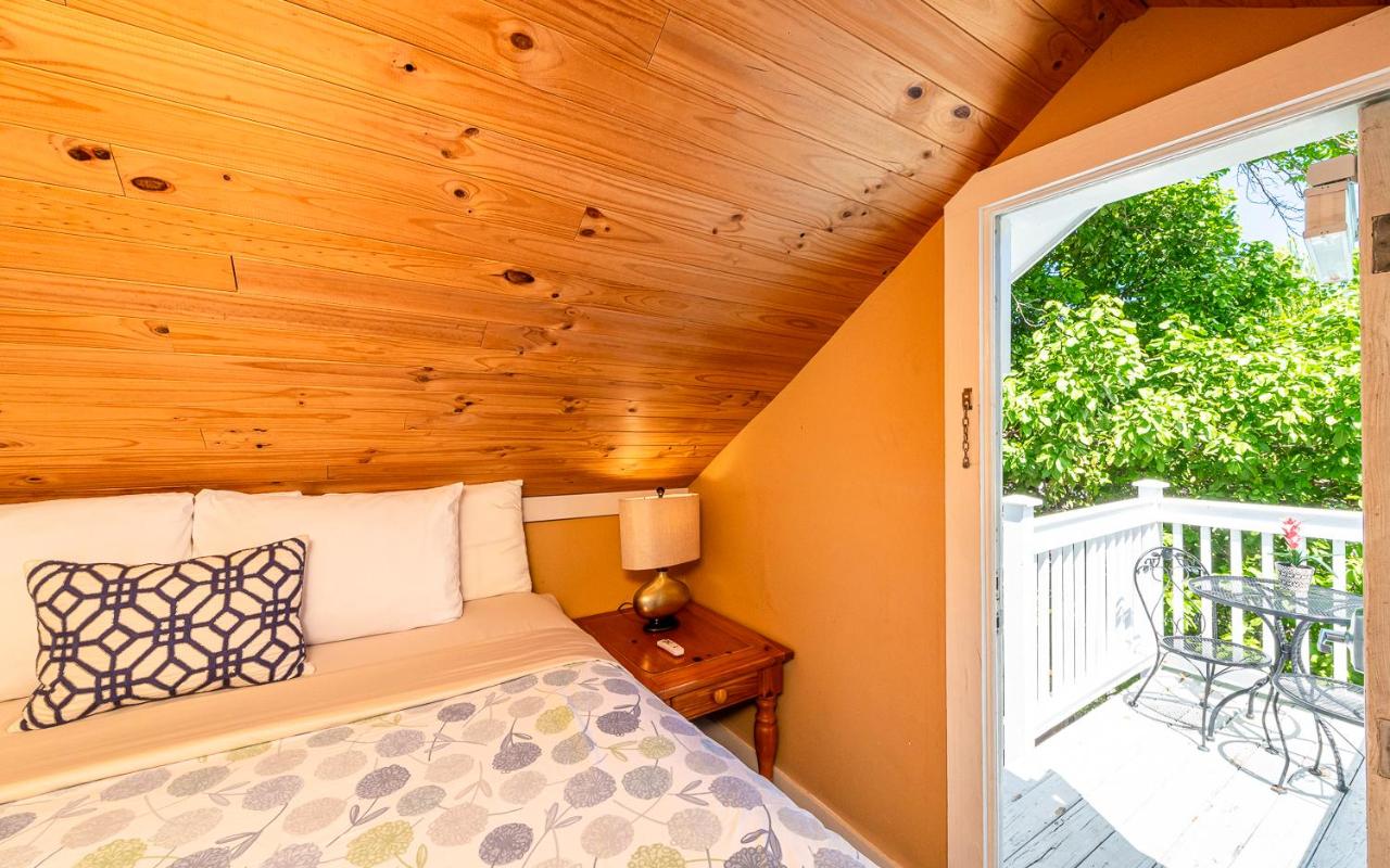 | Rose Lane Villas