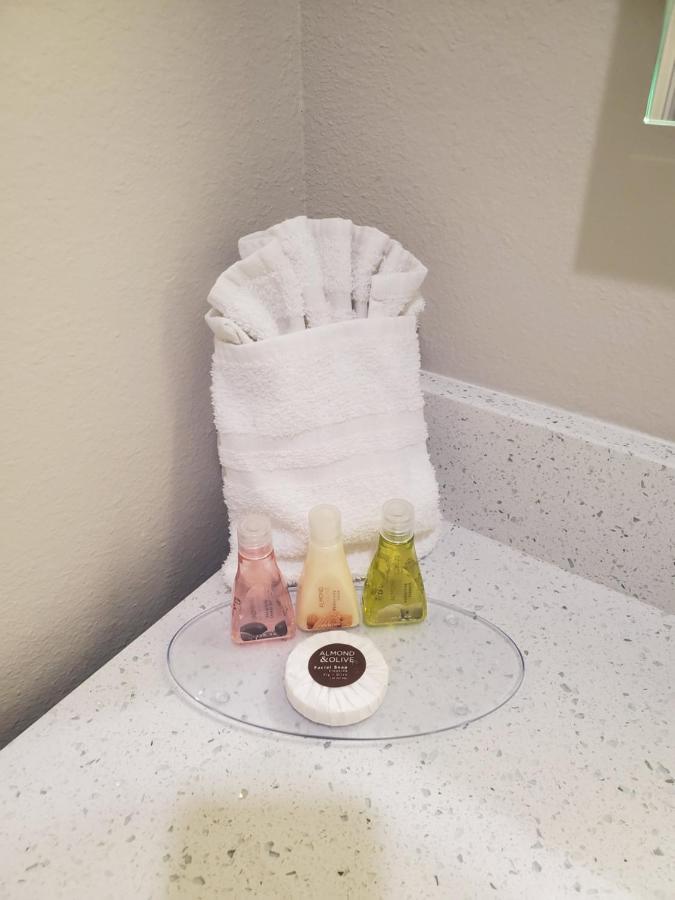 | Palace Inn Blue Tomball Parkway